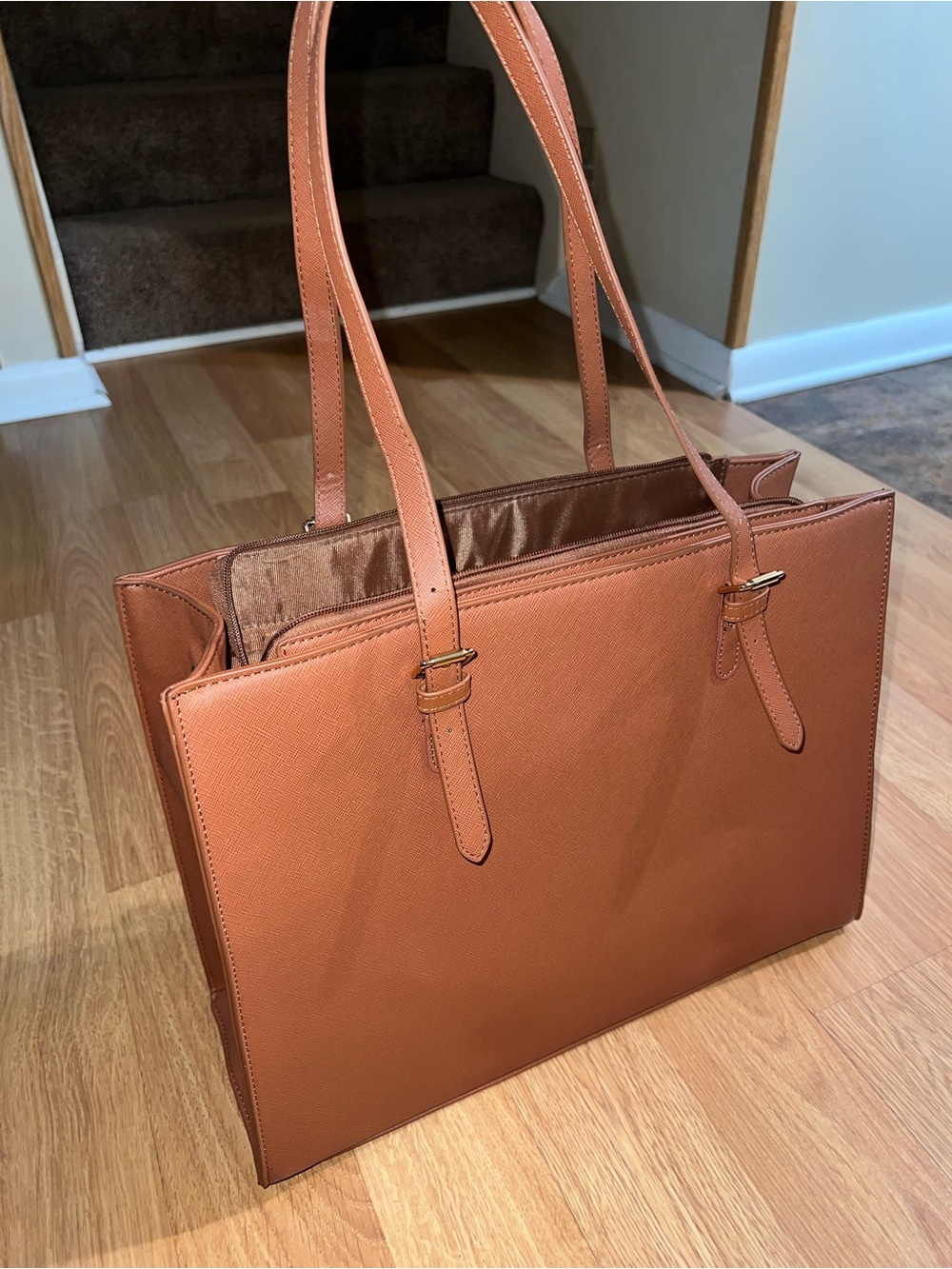 Classic Structured Tote Bag in Cognac Brown